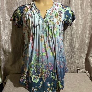 Simply Aster Top Blouse S Floral Gray Green Blue Pullover Stretchy Short Sleeve